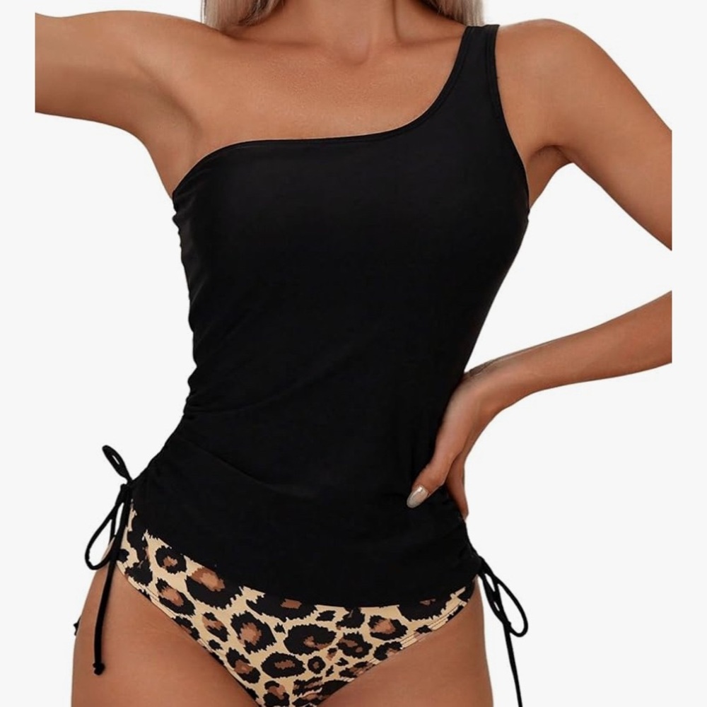 One shoulder tankini in black with Cheetah Print Bikini Bottom
